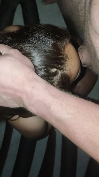 Rampageasenovi: Сусідка мамка любить глибокий заглот під час зради - болгарська мамка петя