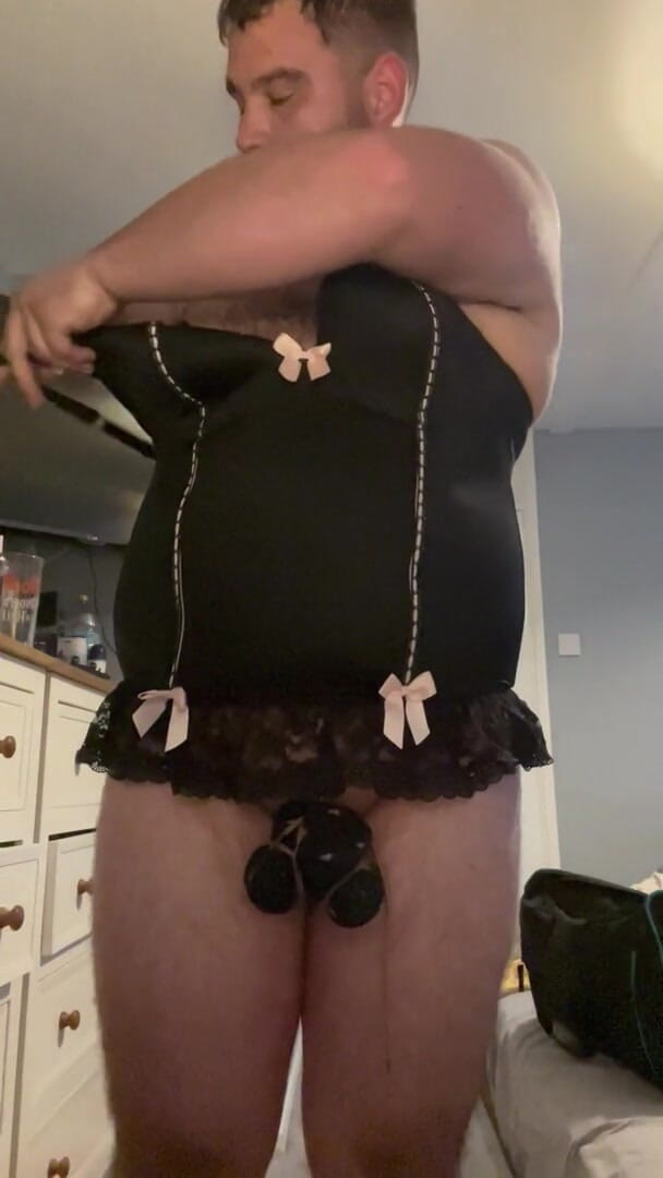 Shaun Cbt: Ikatan Zakar dan Telur, Bertindak Sebagai Kesucian Dengan Pengapit Puting...