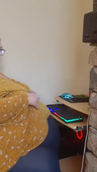 The fattest girl at work - struggles