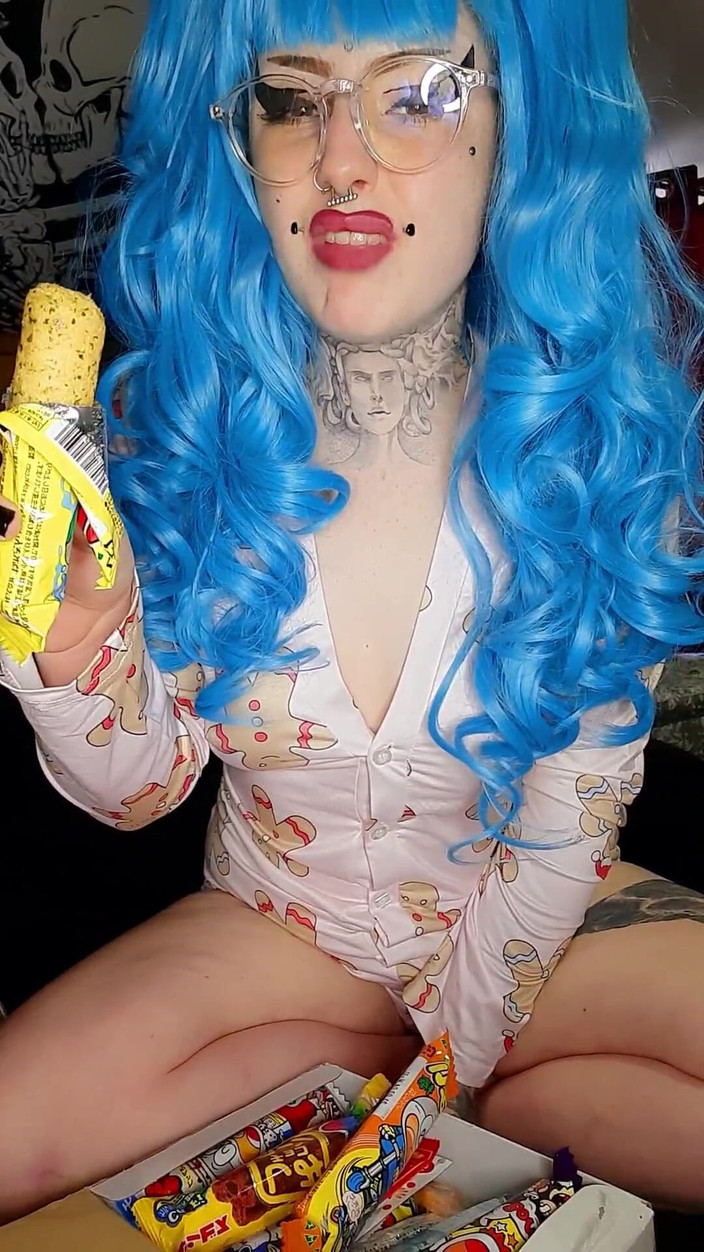 Yourfavecumslut: Makan Sweets Jepun