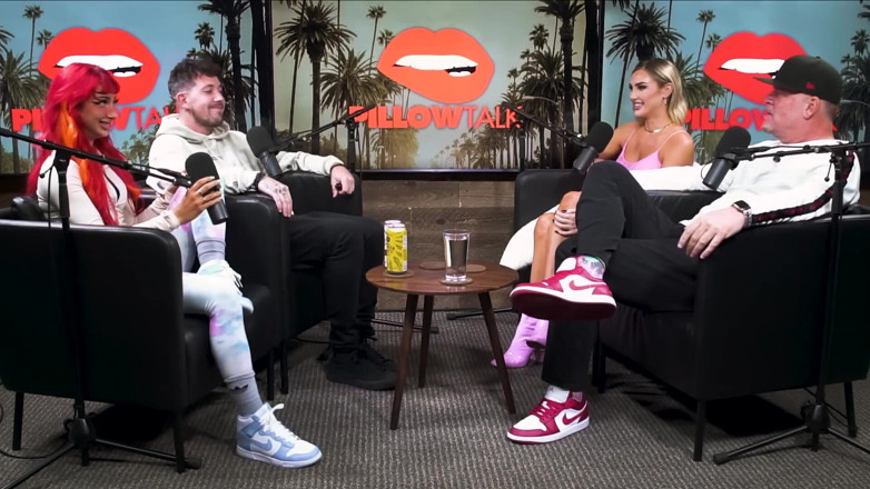 Pillow Talk: Kenzie anne perde P*rn la verginità a Tyga