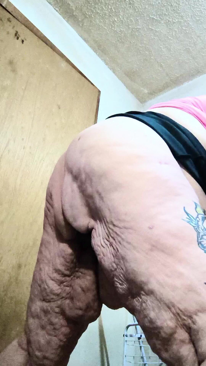 HerculesnVENUS: Sie haben fast die tür aufgebrochen, jetzt spritzt sie auf...