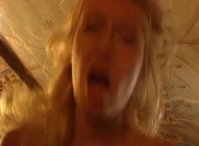 The Vintage Era: Blonde chick in sexy stockings gets anally plowed