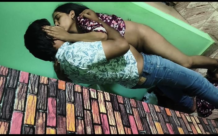 Parizadi: La ex novia de la universidad chupando y follada