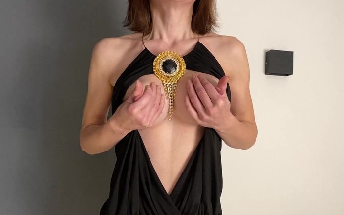 Mistress Mary: Benimle mastürbasyon yapıp boşalmana izin ve edersem boşalıyor