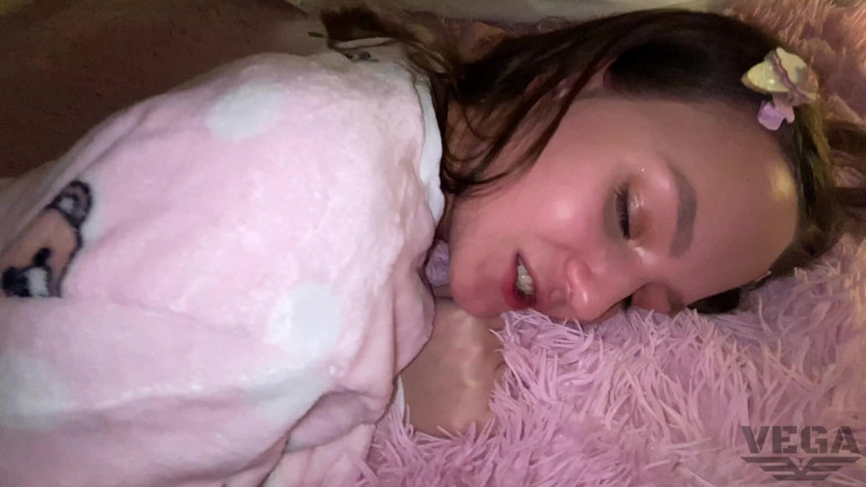 Vincent Vega: My stepsister loves hard creampie sex