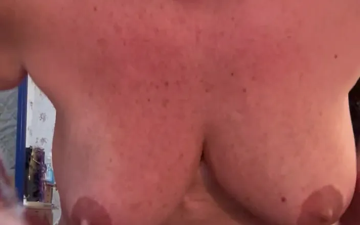 Big Ass 4 U: Výprask, který zadek Red Prosí o milost