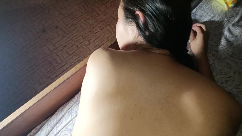 OniSoi: 多汁的屁股，操她的后入式