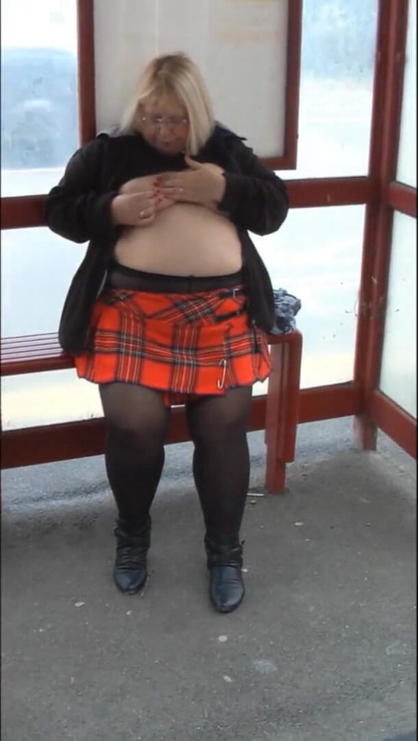 Lexie Cummings: Outdoor flash series - Bus stop pee