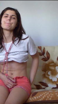 Sexy Teen Pee in Her Short Pants