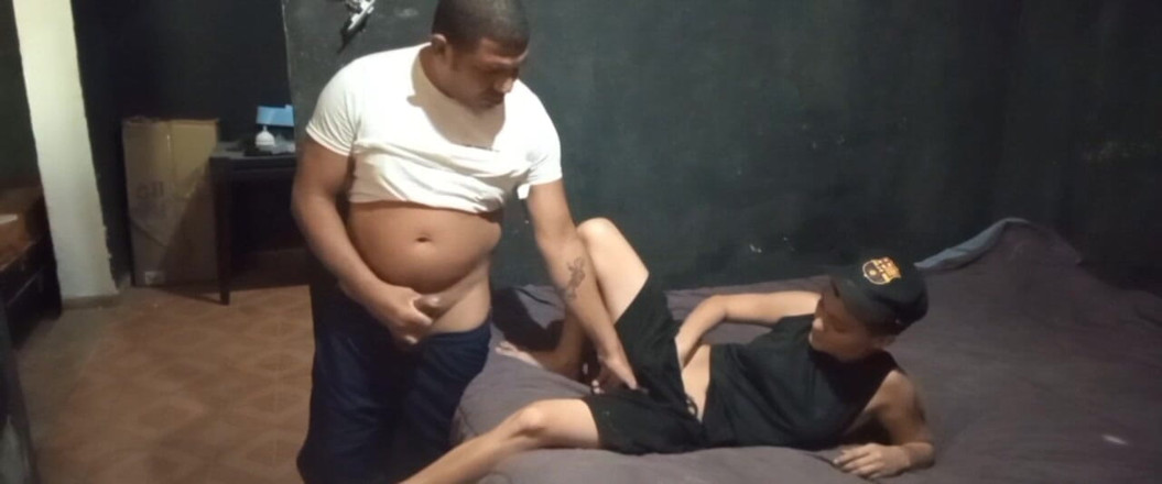 Sapatinha: I Caught a Dyke Touching Herself and Fucked Her in...