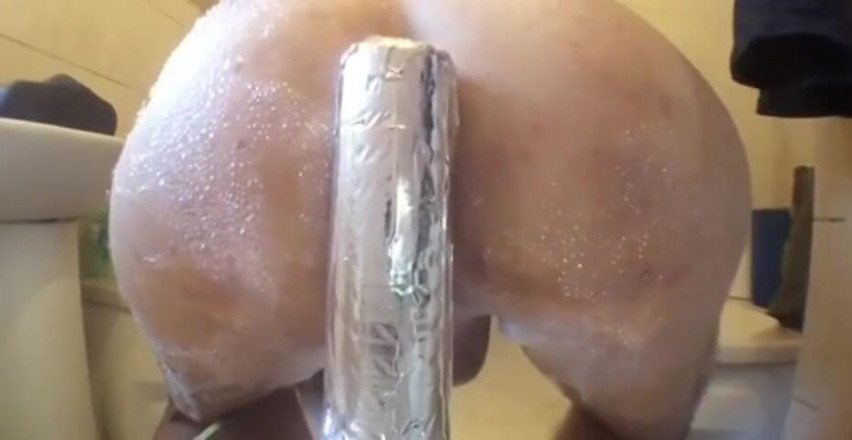 Annastasia Trap: Futai cu curul mare, vibrator mare deasupra oglinzii