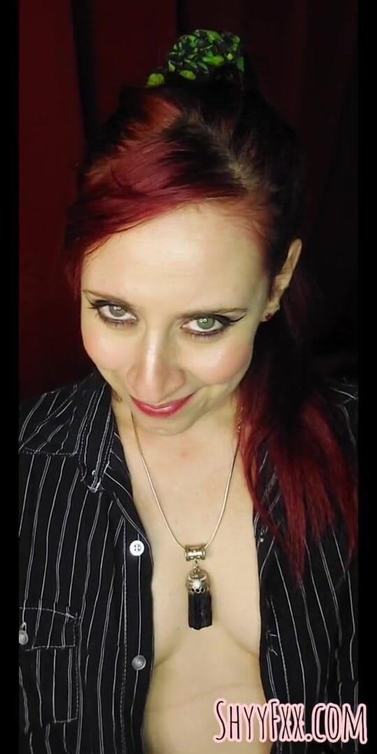 Tu Gauchita Argentina: 劳动节快乐！我会用早上好的口交叫醒你，这样你就能吃掉世界了！