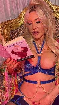 Guia Sexual de Dolly Busters Nova