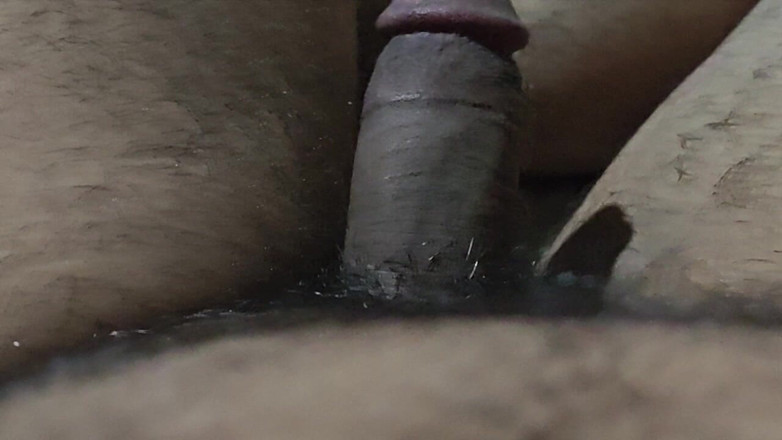 Hot Chilli 2025: 집에서 즐기는 큰 페니스 십대 소년