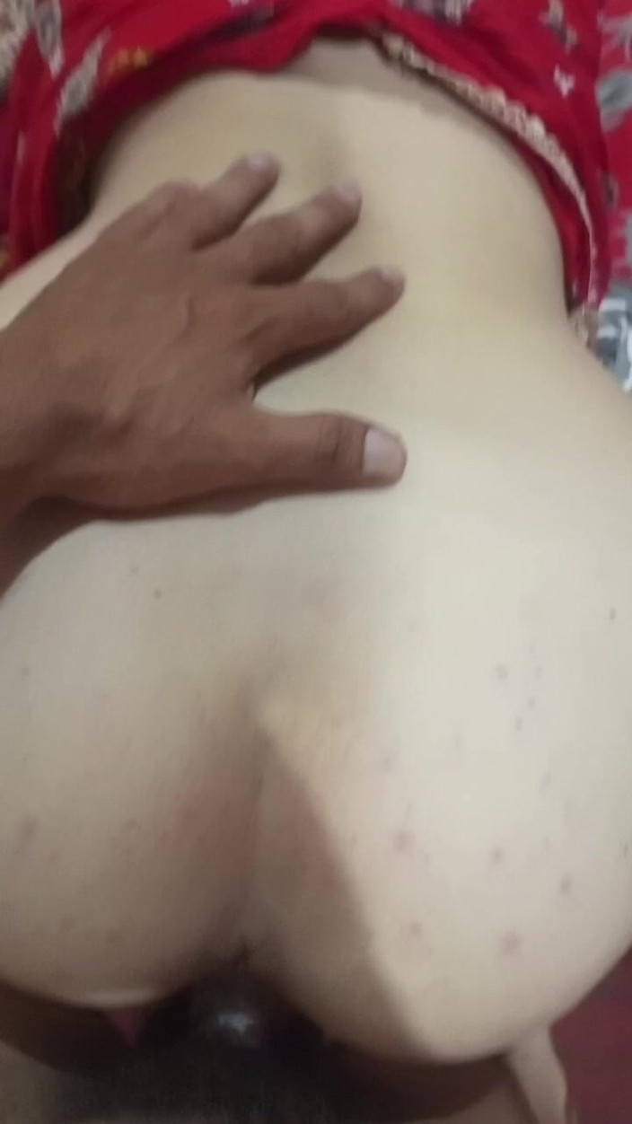 Akashamunir: Ngentot istriku di ranjang