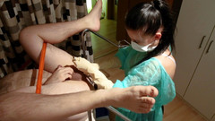 Marcus Pollack: Fisting anal en la silla ginecológica - jóvenes enfermeras estiran mi...