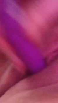 Solo Play of Pussy