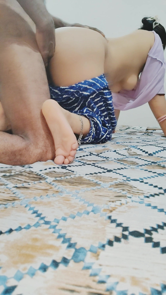Aap ki Bhabi ji: Desi bhabhi ko dever ne a pecorina mi chudai duro