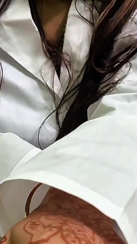 내 섹시한 학생이 나를 몰래 따먹자고 제안할 때