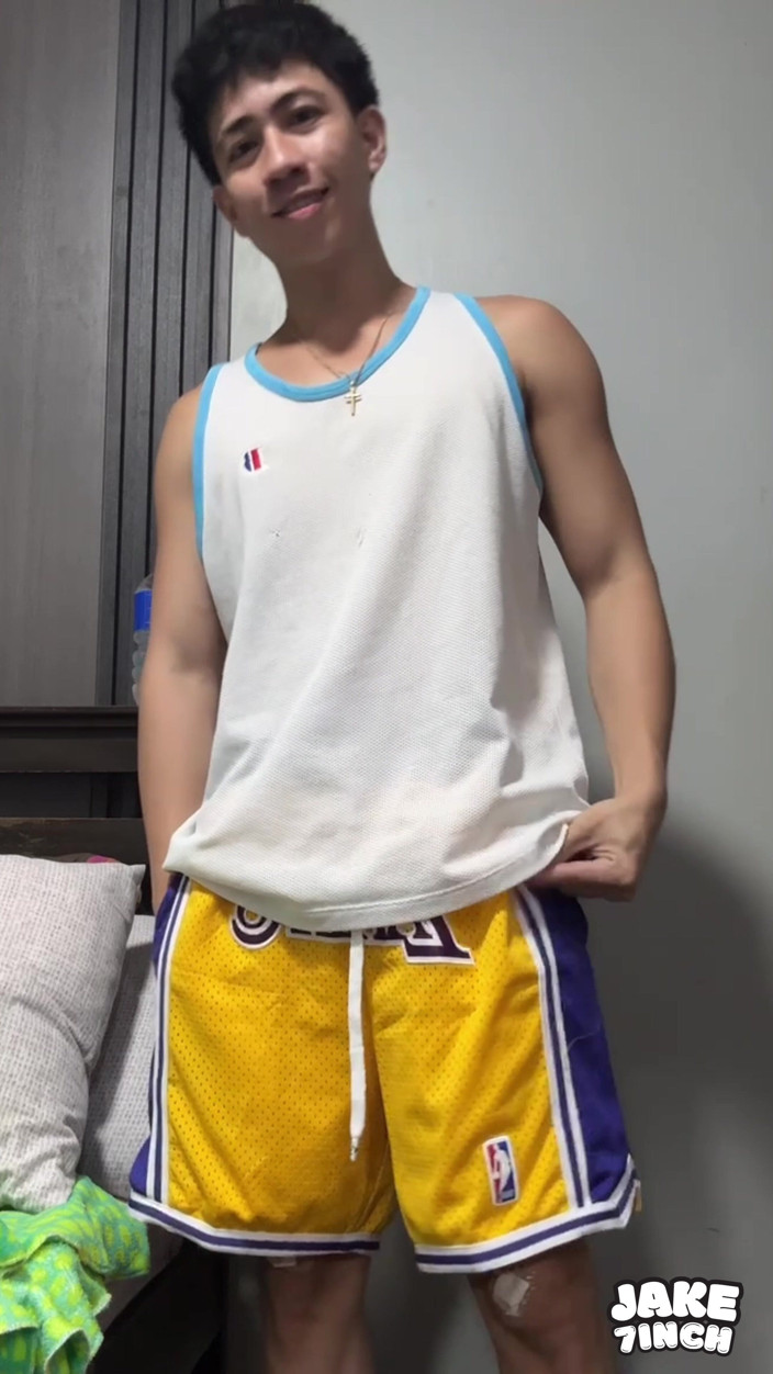 Jake 7 inch: I Got Horny Before Going to Bed