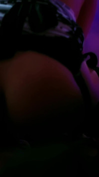 La Gelosa Amante Tanya Cox Attira Il Suo Amante Nella Sua Ostaggio Erotica