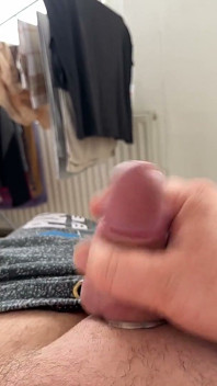 Nadržený výstřik. To by mohl být tvůj názor; p