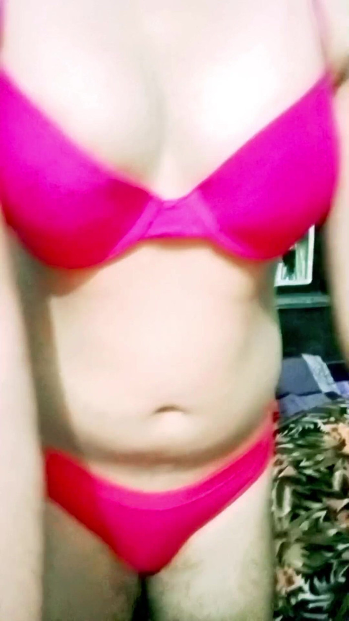 Gauri Sissy: Indian Gay Crossdresser Gaurisissy XXX Sex in Pink Honeymoon Lingerie