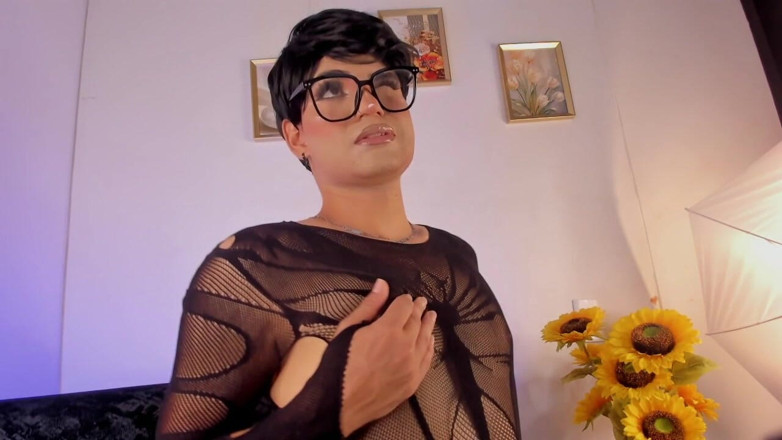 KenPrince: Femboy Ken อ่อนน้อมถ่อมตนดอกทองเต้นรําขอไก่