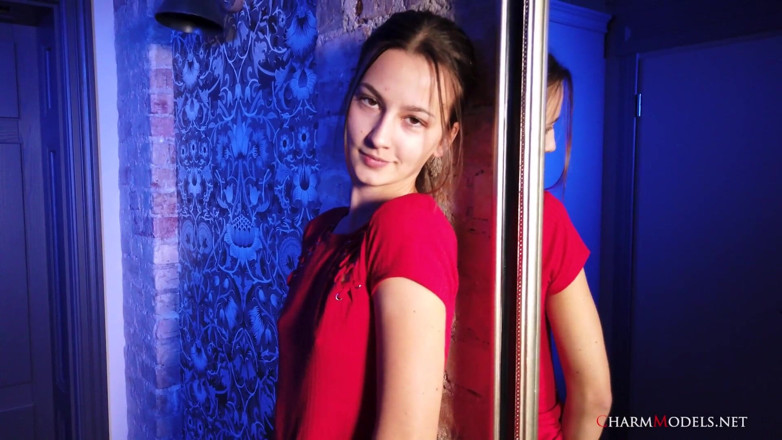 CharmModels: Adorable Teen Anna Without Panties - Video