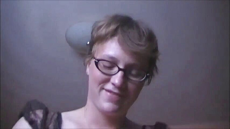 The Appalachian American Princess: Entraînement au gode ceinture, partie 1