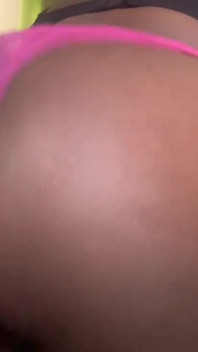 Dancing Shaking My Huge Booty Twerking