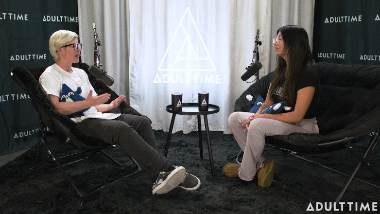 Adult Time Podcast: Cami Strella supravietuitor unui cult, Tiktok Fame, și non-monogamy | Podcast pentru...