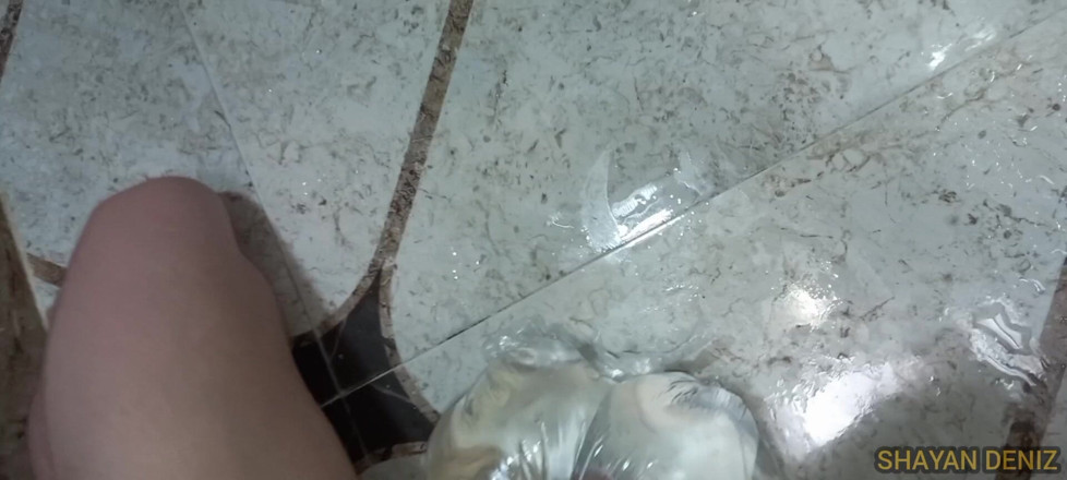 Shayan Deniz: Steamy Bathroom POV Play-shayan Deniz