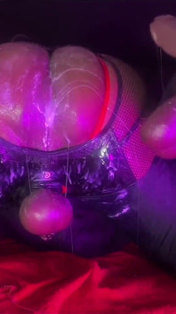 Masturbating My Big Ass with a Dildo