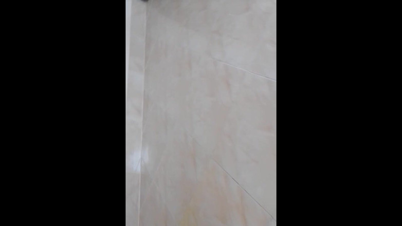 MissAnja_FH: Kencing setakat ini dan kentut dalam stoking lutut