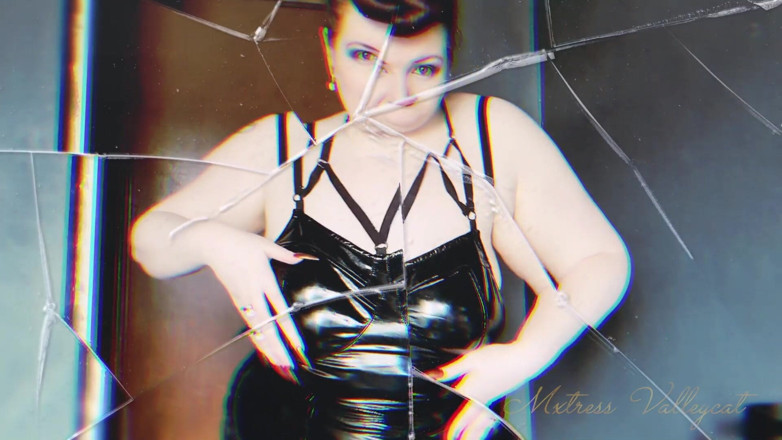 Mxtress Valleycat: My Claws Dig Deep