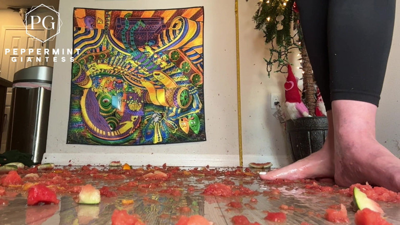 Peppermint Giantess: 67 raksasa ukuran 16 slo-mo foot crush slow mo oranges &amp; watermelon...