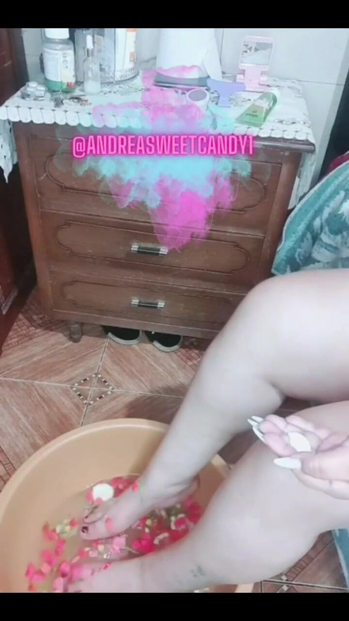 Whitekitten: 3997284552.mp4