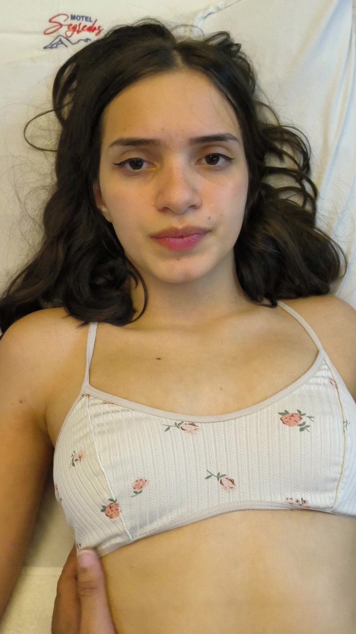 CASALCUIABAMT: La esposa del cornudo sintió mi gruesa polla y se...