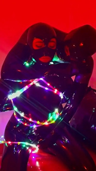 Bondage Lights - Lateks Alex