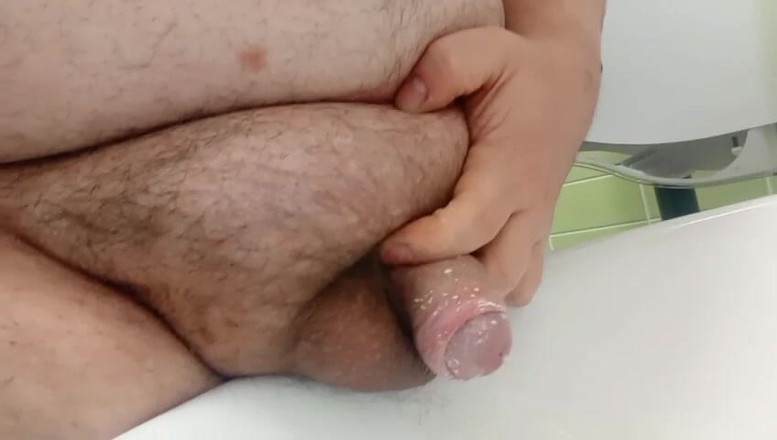 Big Pisser: Superchub Smegma Kutas sika publicznej toalety.