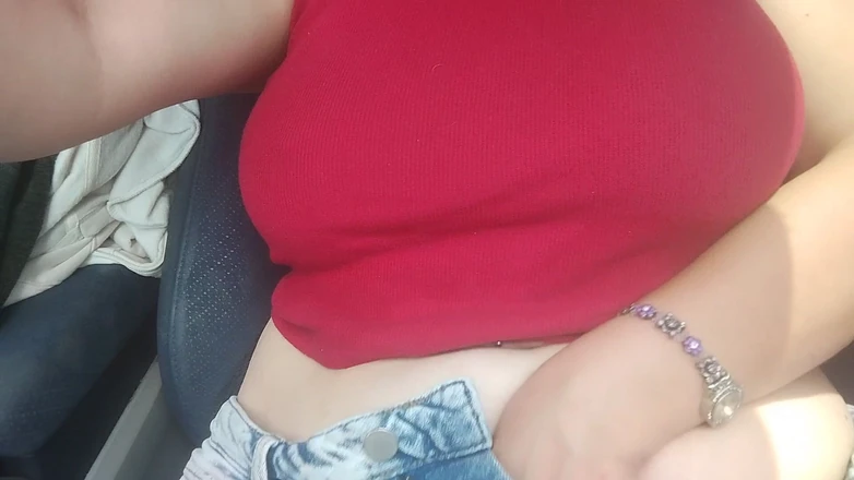 Rashida: Mesin kongkek dan tetek hebat