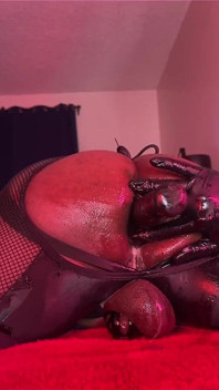 Il culo verbale sottomesso chiede più cazzo - intenso gioco di ruolo con il dildo