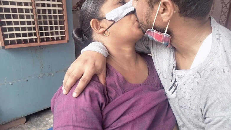 Yourgeeta8899: Abang tiri mengongkek adik tirinya kerana gagal dalam peperiksaan