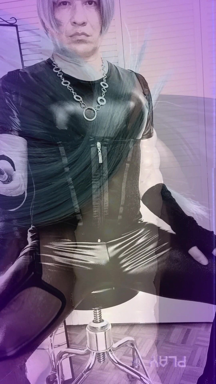 kandiKane: Banci jalang Kandi Kane deepthroat slurp &amp; hisap zakar