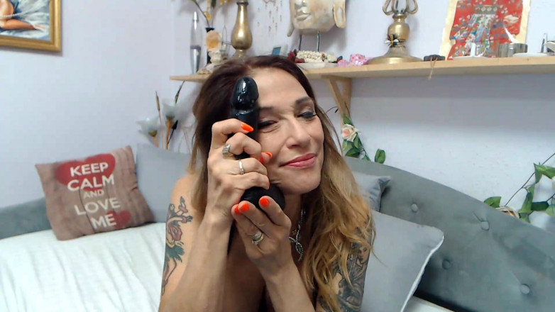 Melissa Johnson: Melissa Johnson Quiere Ser Tu Puta Abuelita Para BBC
