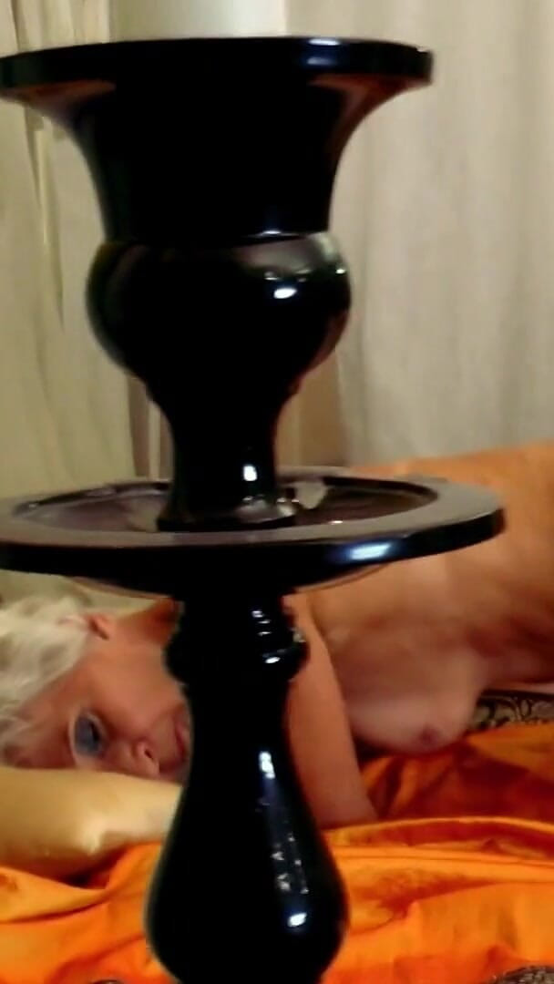 AmateurSexxx: Essa Avó Tesuda Sempre Teve Uma Coisa Para Meninas Muito...