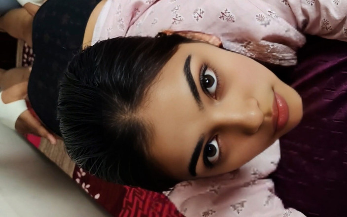 Hotdostt: Video vlog lengkap adik tiri india dientot habis-habisan di ranjang