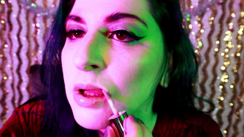 goddessjoules: 100 strati di lipgloss Asmr